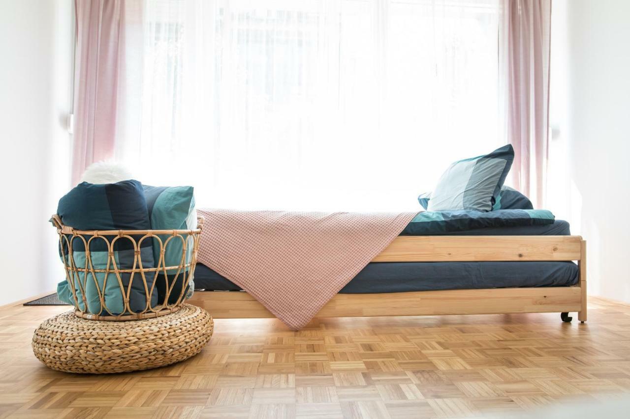 Family Apartment With Garden Любляна Екстериор снимка
