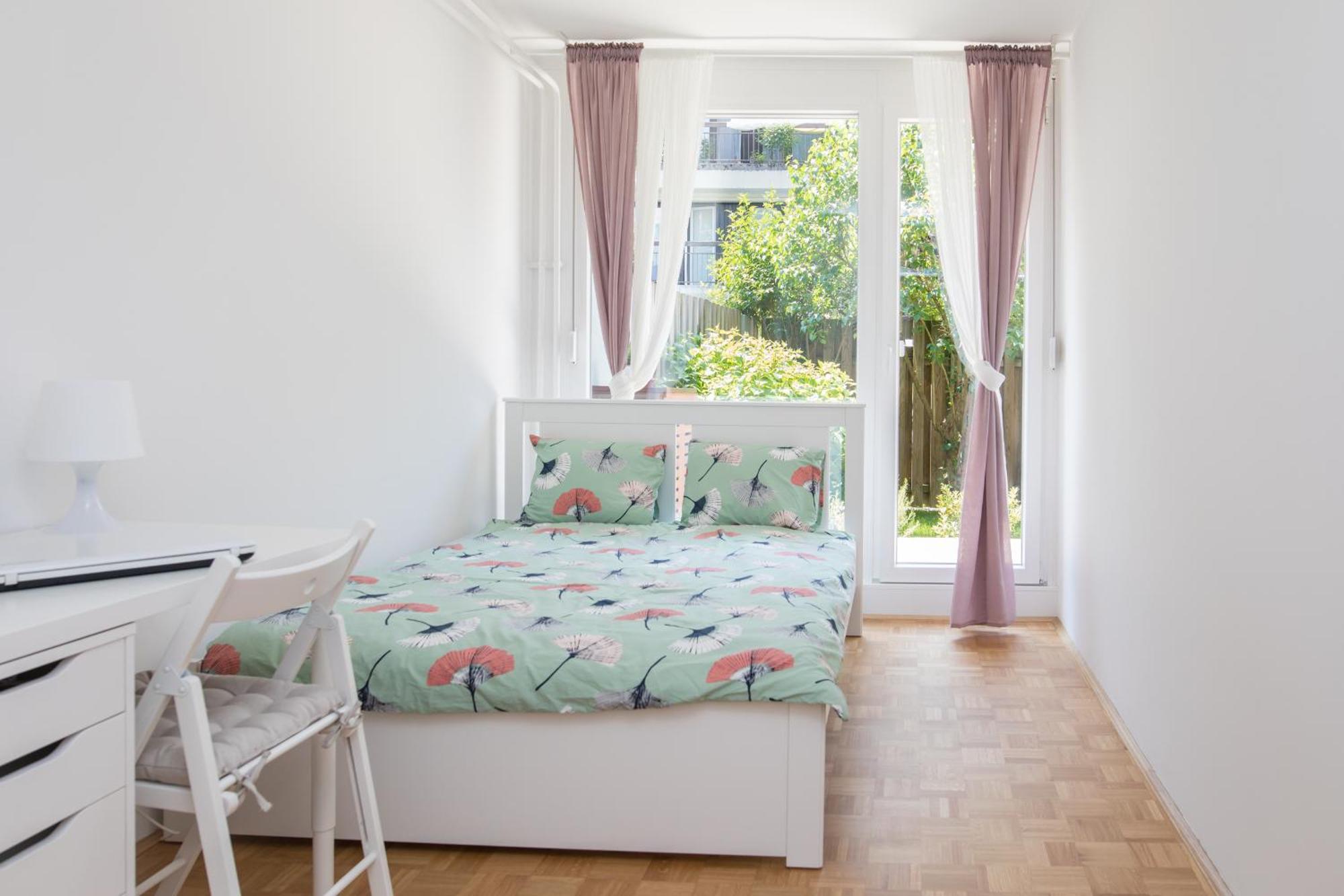 Family Apartment With Garden Любляна Екстериор снимка