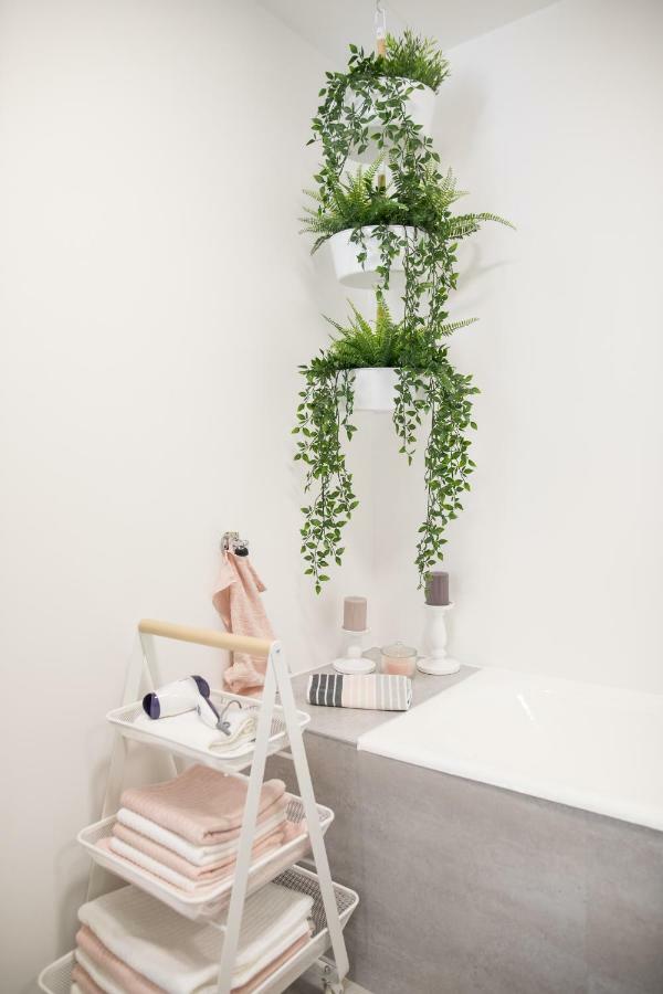 Family Apartment With Garden Любляна Екстериор снимка